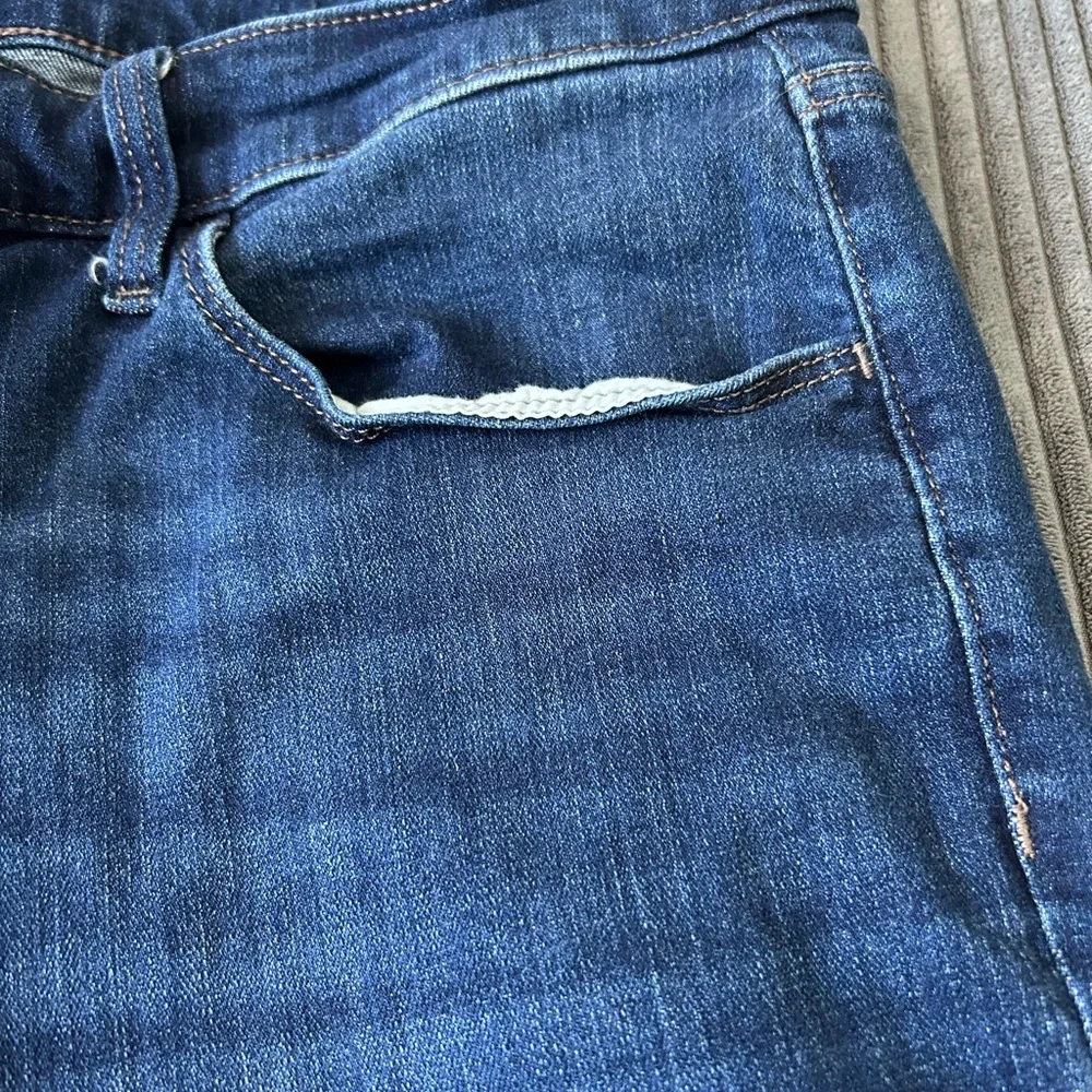 Universal Thread jeans - Picture 5 of 8